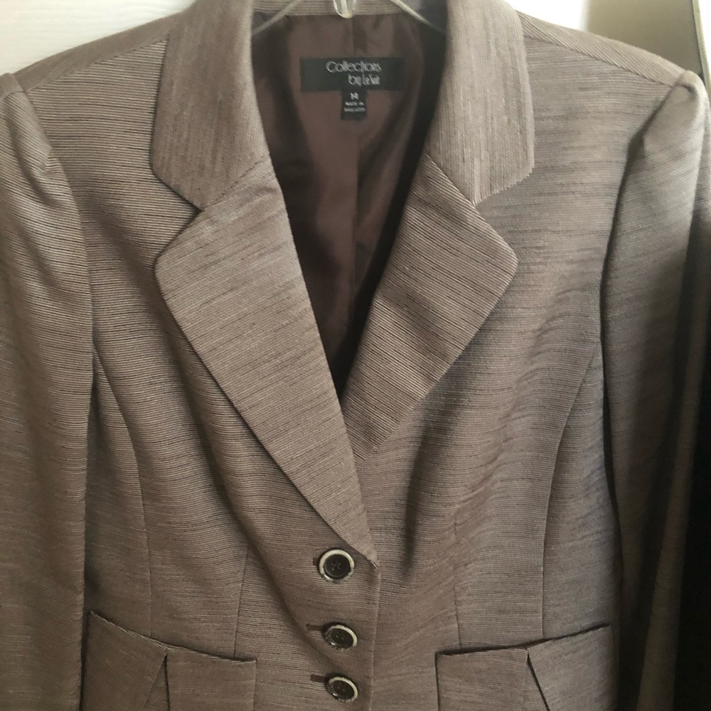 Brown suit with pencil skirt. Worn twice